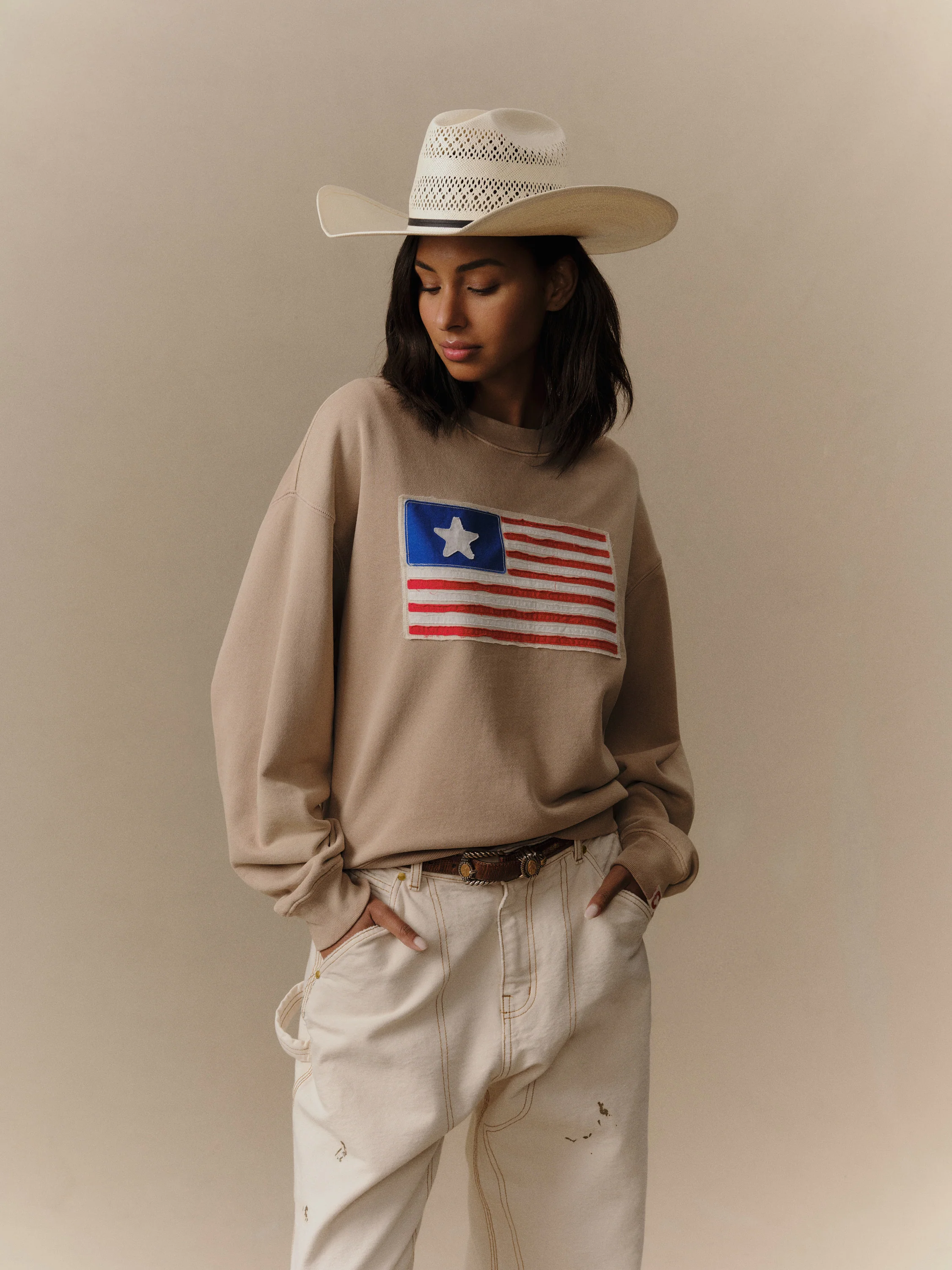 1 Star Crewneck (Desert Tan) - Image 3