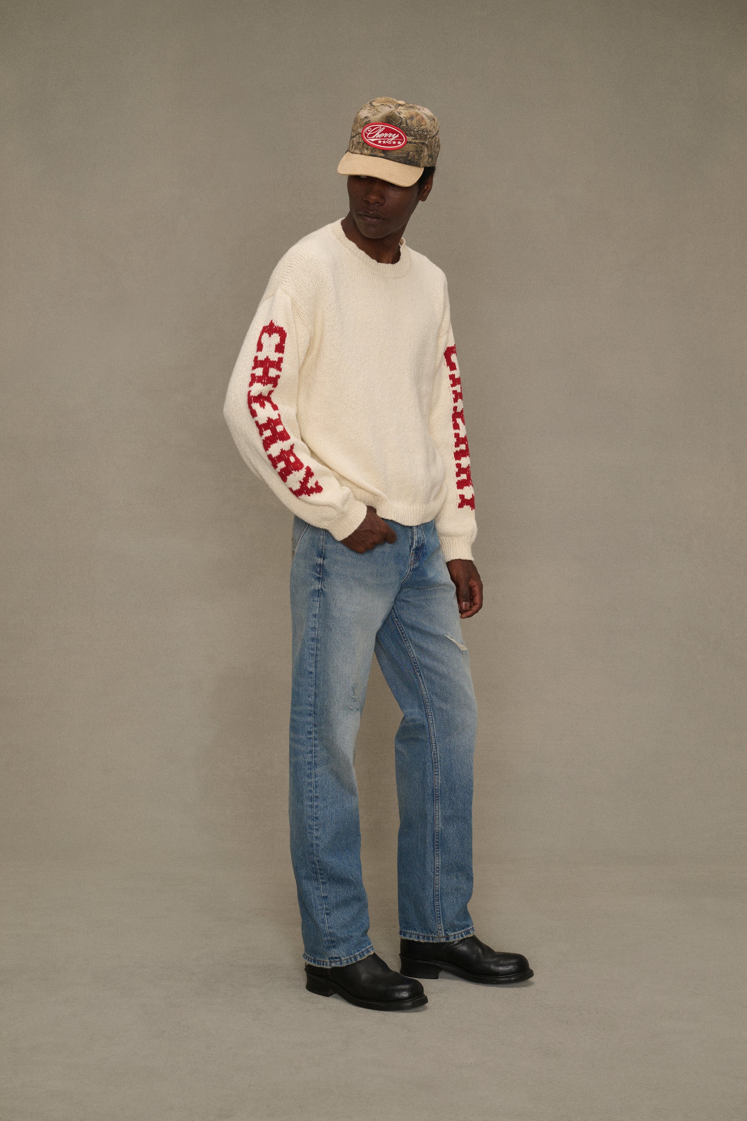 Cotton Knit Crewneck (Cream/Red) - Image 2