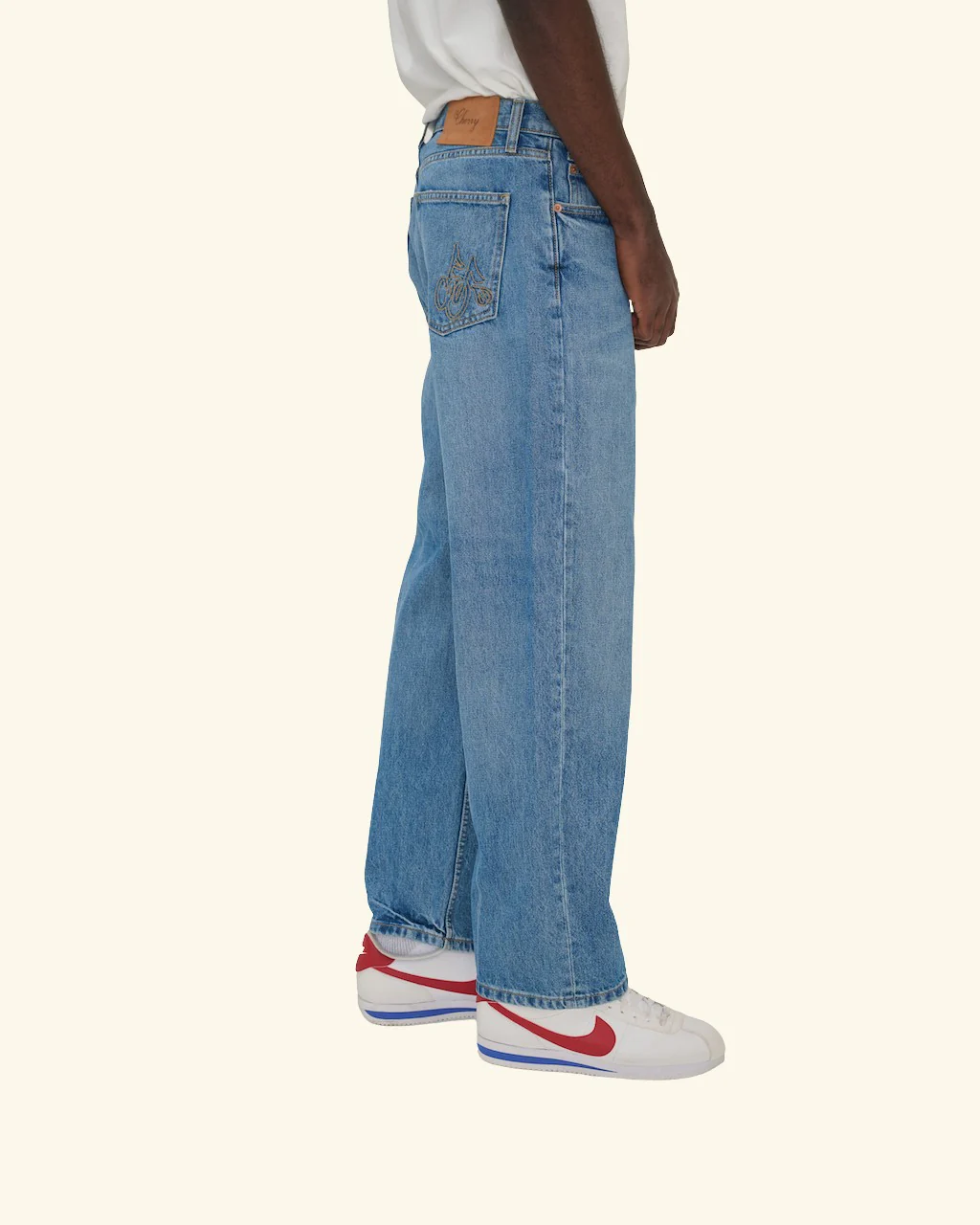 Wide Medium Cowboy Wash Jeans - Image 4