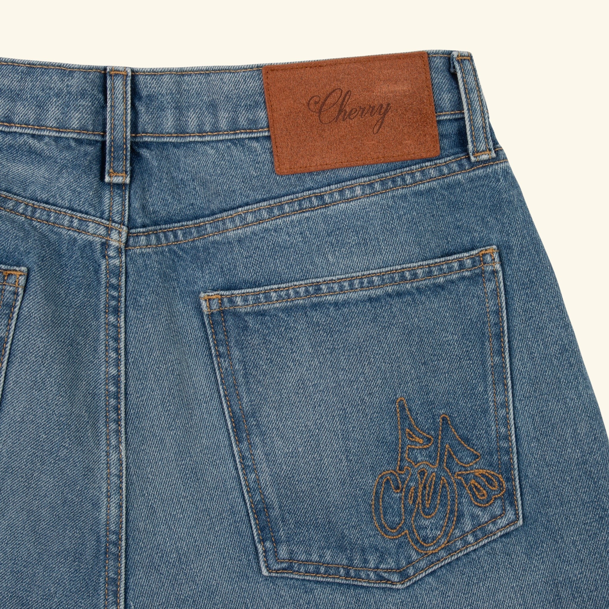 Wide Medium Cowboy Wash Jeans - Image 5